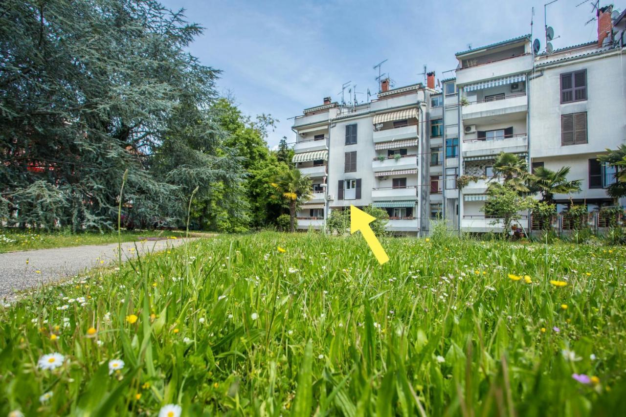 Caprice Studio Apartment Porec Exterior photo