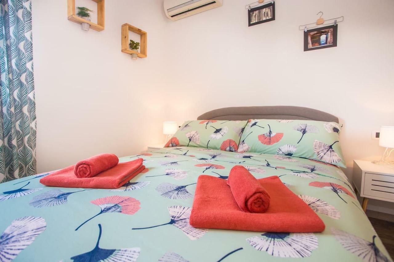 Caprice Studio Apartment Porec Exterior photo